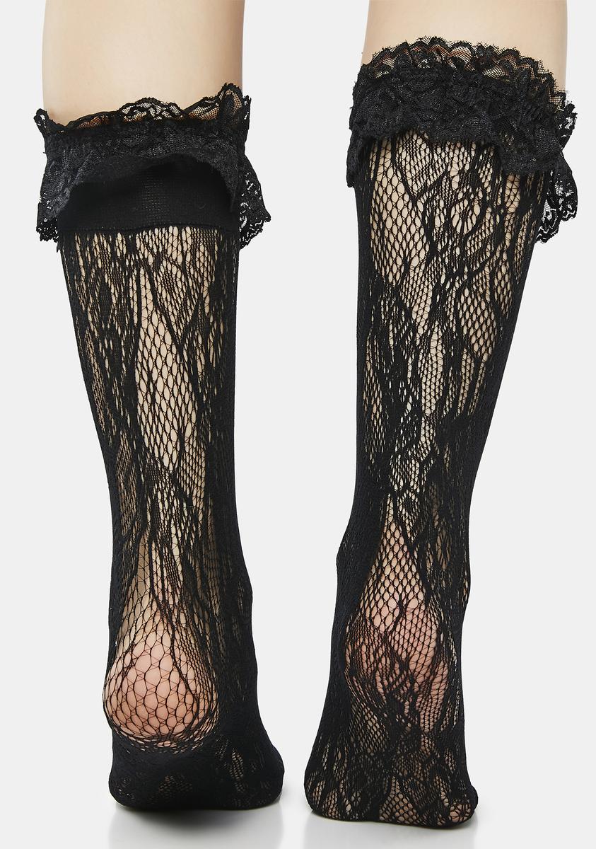 All Over Lace Ruffle Crew Socks
