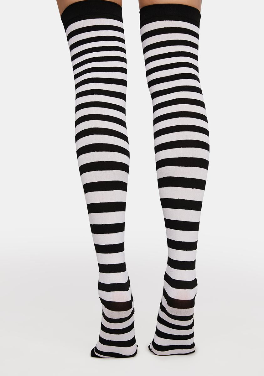 Aiming For Cute Striped Thigh Highs