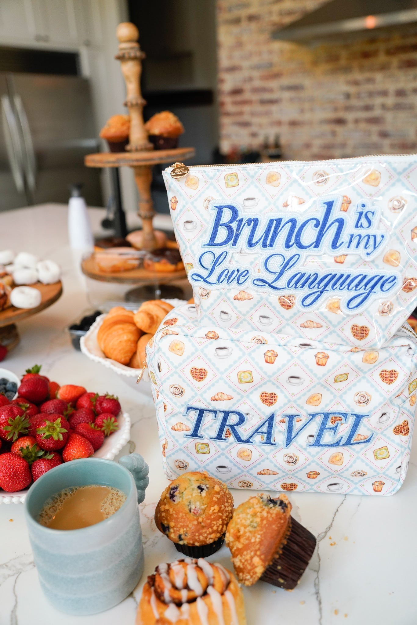 Travel XL - Blue Breakfast