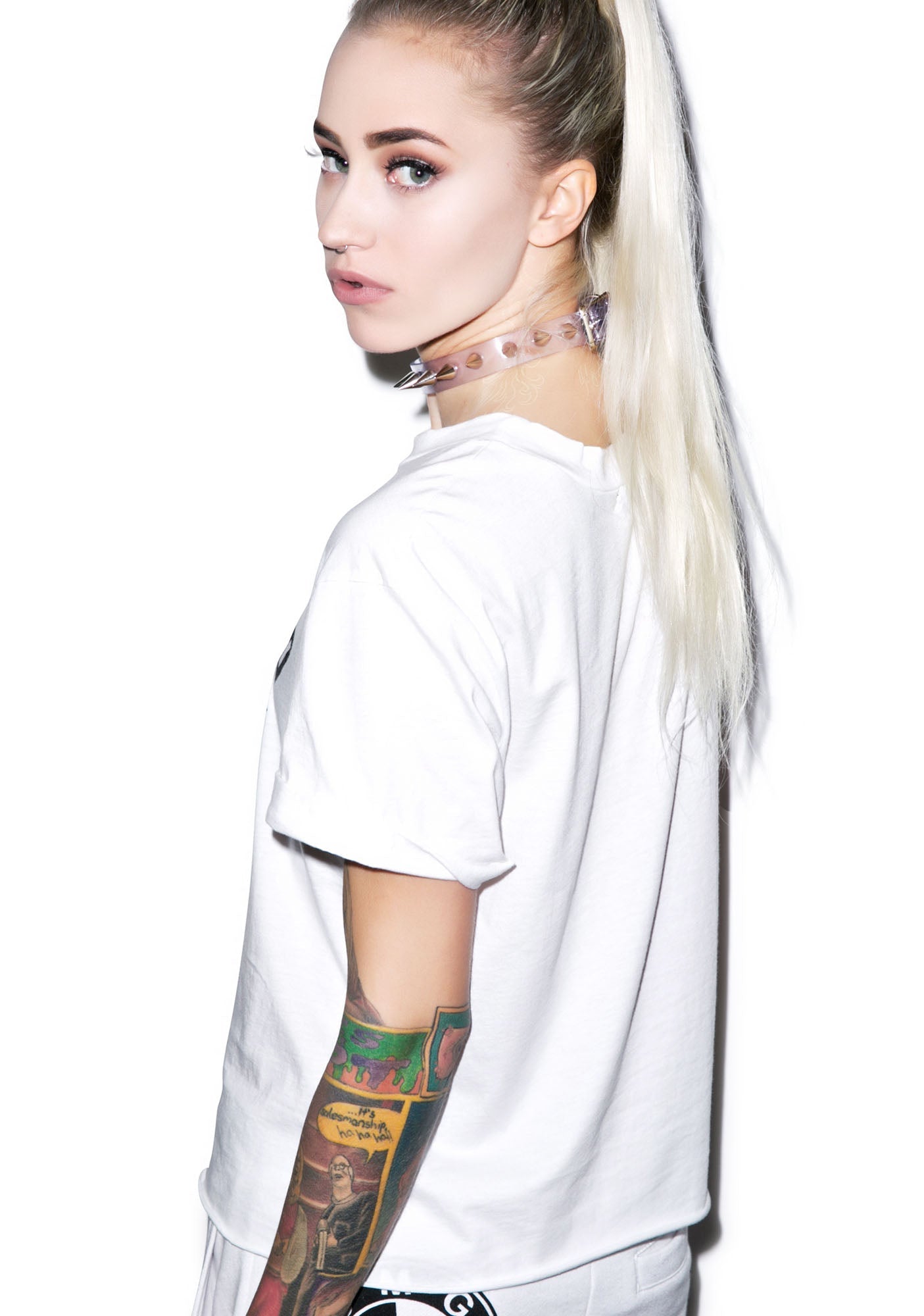 Aint No Wifi Crop Tee - White
