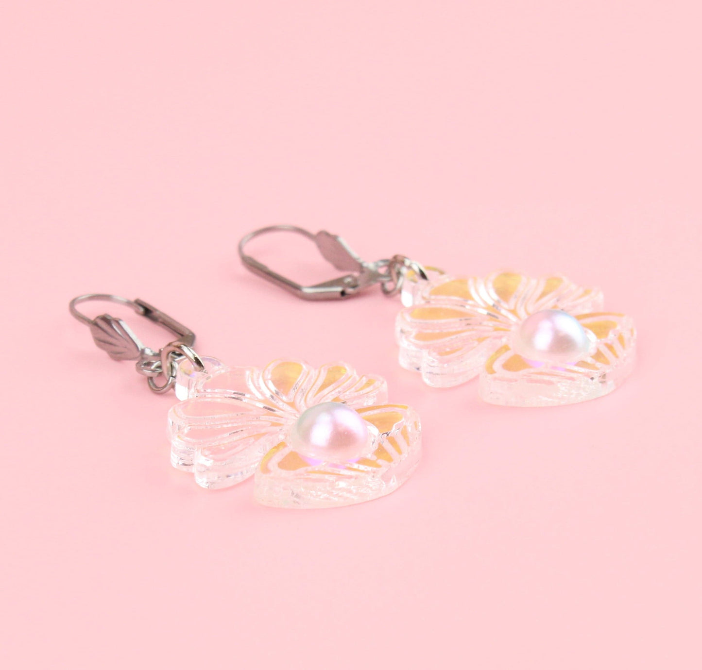 Iridescent Clam Shell Earrings
