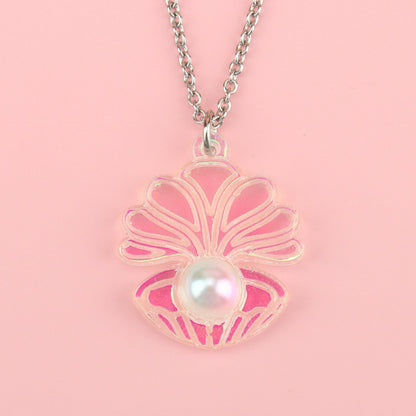 Iridescent Clam Shell Pendant Necklace