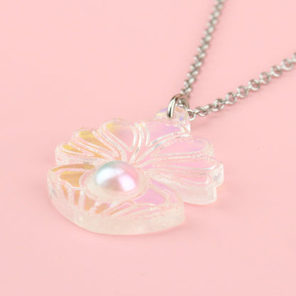 Iridescent Clam Shell Pendant Necklace