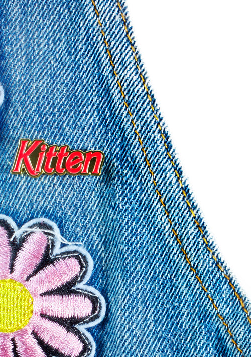 90s Kitten Pin