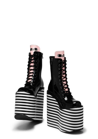 A Bean With a Platform to Dream Boots