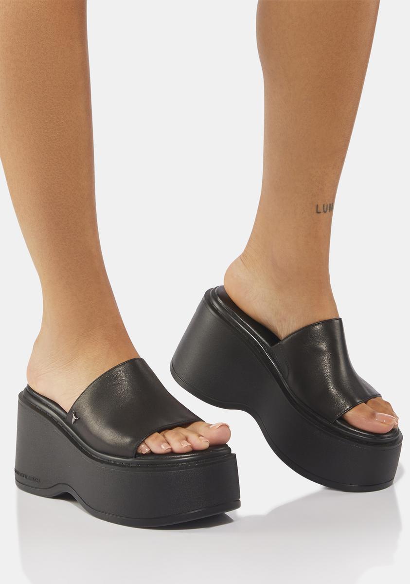 Abandon Black Leather Sandals
