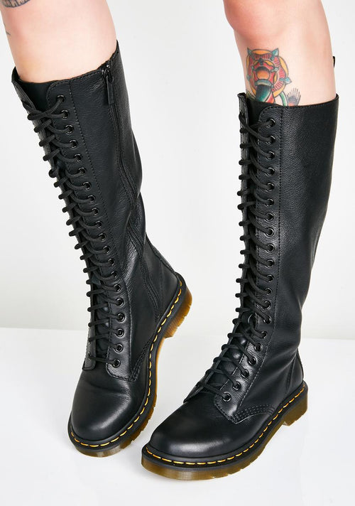 1B60 20 Eye Boots